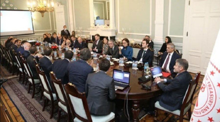 Londra'da YEM'i anlattı!