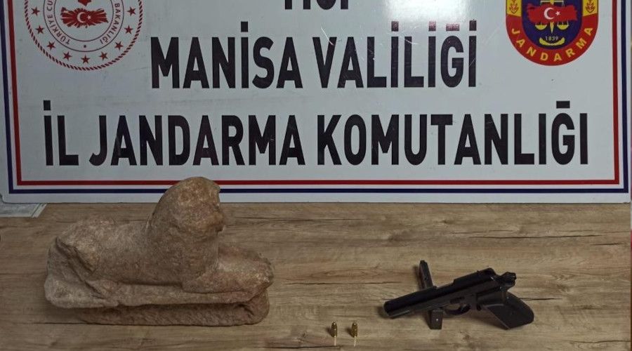 Manisa'da aslan heykeli ele geçirildi