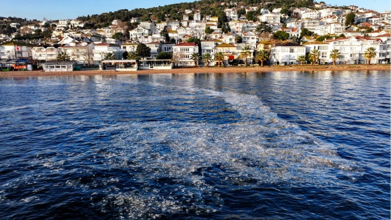 Marmara Denizi'nde müsilaj yine başladı