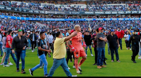 Meksika'da futbol şiddeti! 17 taraftar öldü