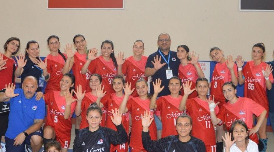 Mersin B�y�k�ehir Belediyesi GSK Kad�n Hentbol Tak�m�, �ampiyonlu�u garantiledi