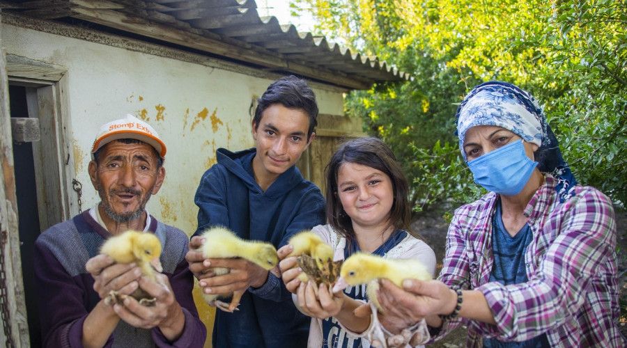 Mersin'de �retici kad�nlara kaz deste�i