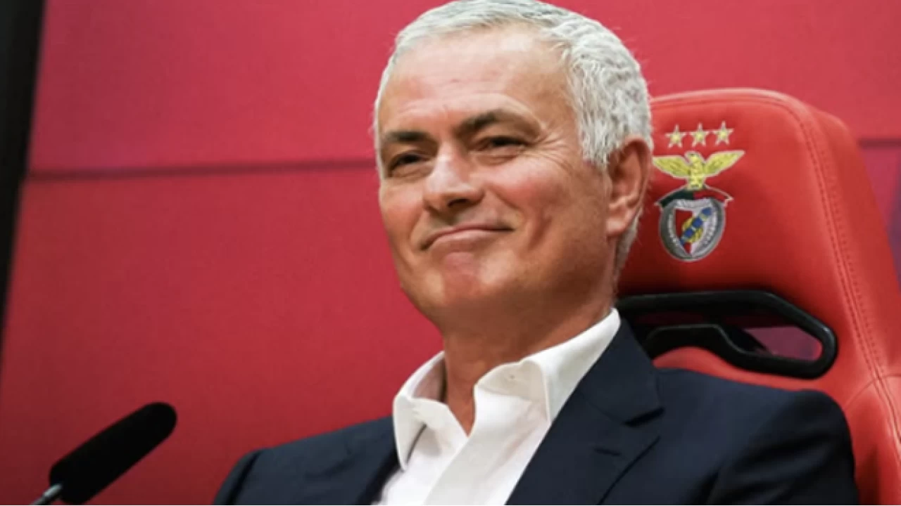 Mourinho, Benfica ile ilk maçından galibiyetle ayrıldı