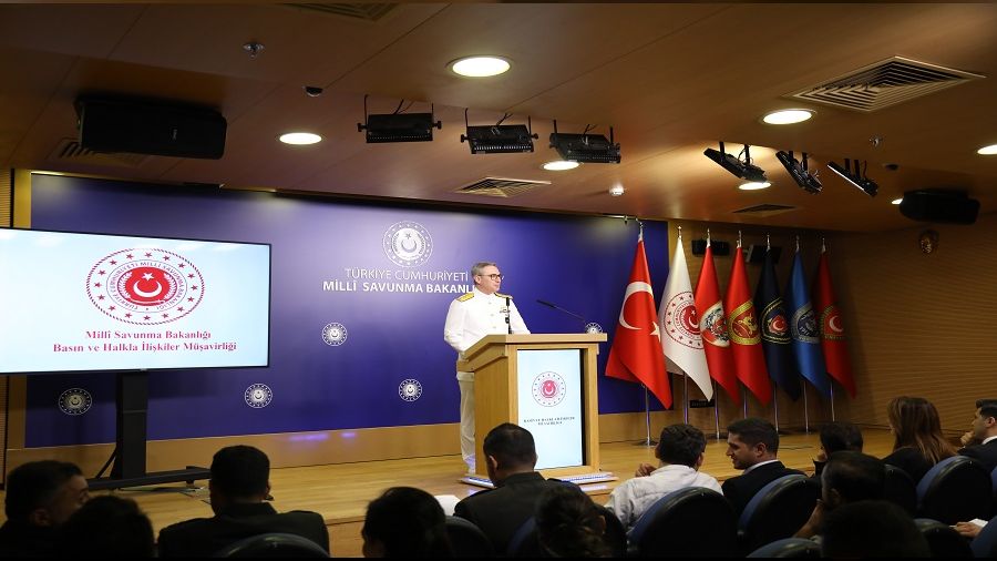 MSB: Hudutlarda Cumhuriyet tarihinin en yo�un tedbirleri al�nd�