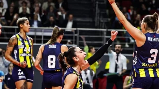 Nefes kesen voleybol derbisinde Fenerbahe Galatasaray' 3-2 yendi