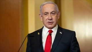  Netanyahu, '�ld�' iddialar�na kar�� sosyal medyadan video payla�t�