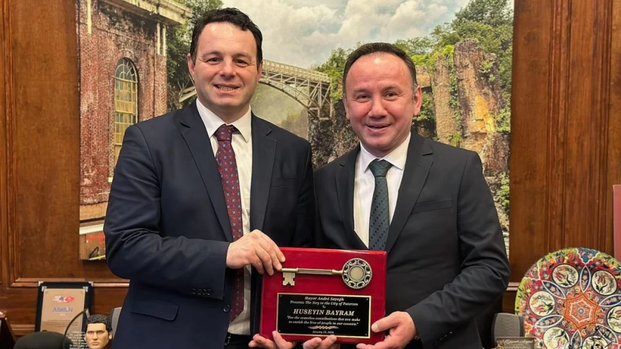 New Jersey'de "şehrin anahtarı" ilk kez bir Türk'e verildi