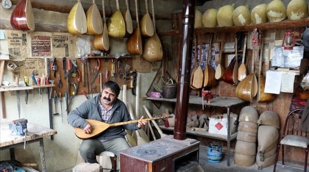 O bağlamadan ilham alıyor