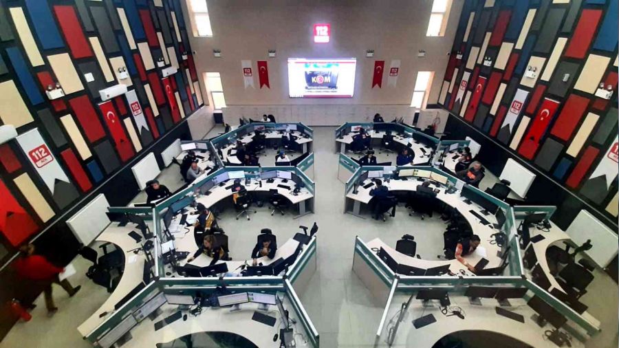 O kadın iki ayda 22 bin 217 defa çağrı merkezini aradı