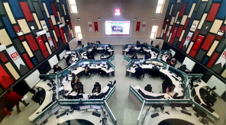 O kadın iki ayda 22 bin 217 defa çağrı merkezini aradı