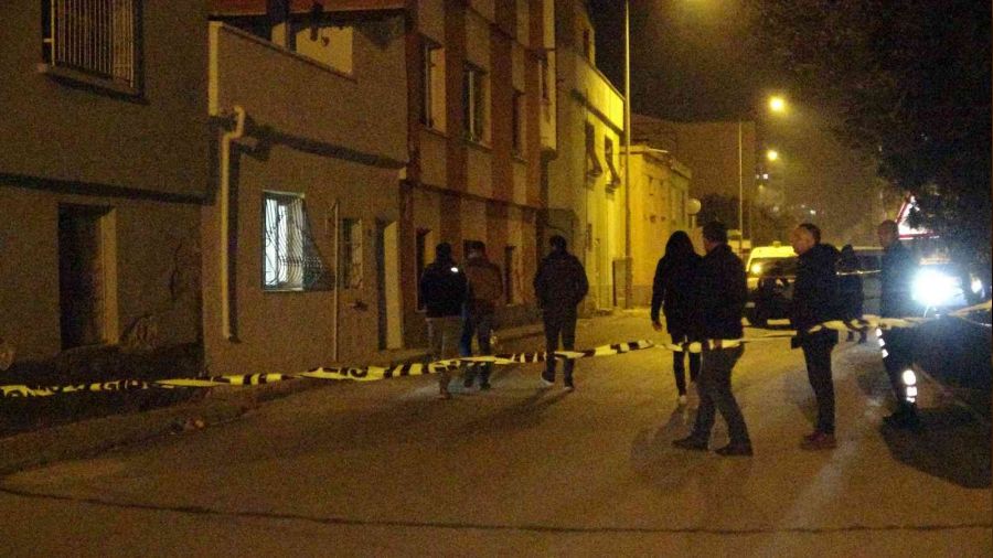 ��renciler el bombas� buldu