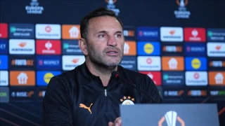Okan Buruk, Nhaga'yı takımda neden tuttu?
