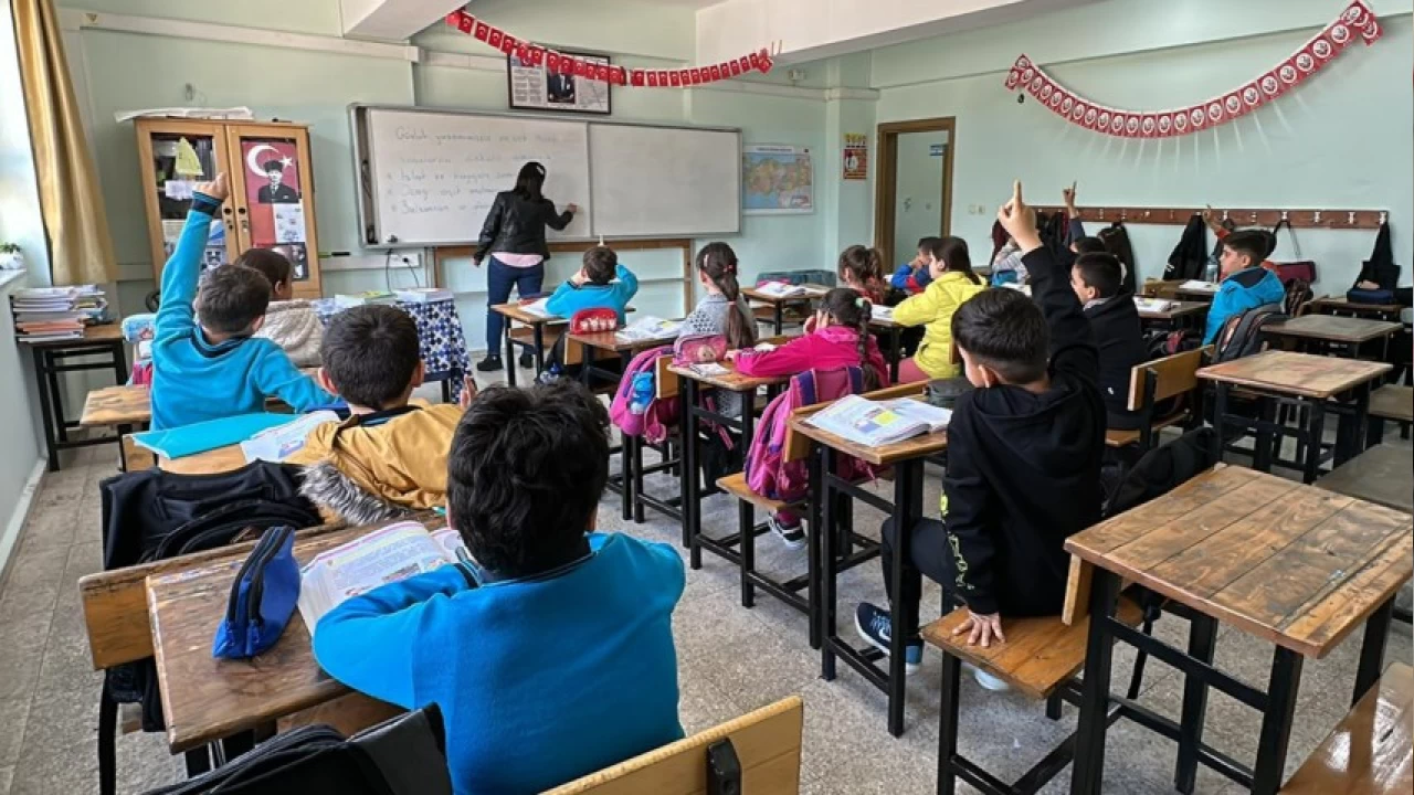 Okul döneminde çocuklarımızı hastalıklardan korumalıyız