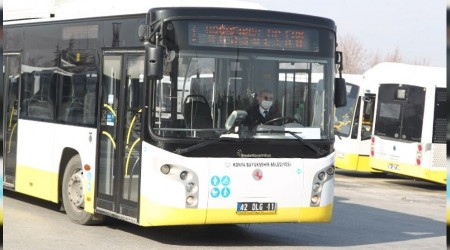 Otobüs şoförü fenalaşan yolcuyu hastaneye yetiştirdi