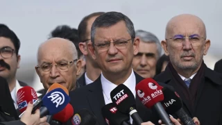 Özgür Özel seçmenden bir 5 yıl daha istedi