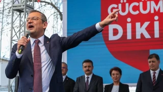 Özgür Özel'den İzmirlilere: Cumhuriyete sahip çıkın