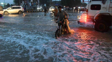 Pakistan'da şiddetli yağış: 7 ölü, 20 yaralı