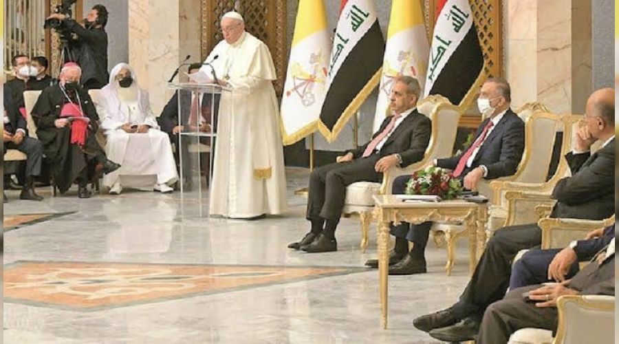 Papa Bağdat'ta ayin düzenledi