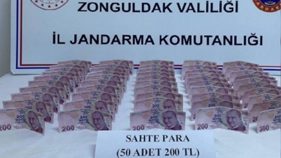 Piyasaya sahte para süren kalpazanlar yakalandı