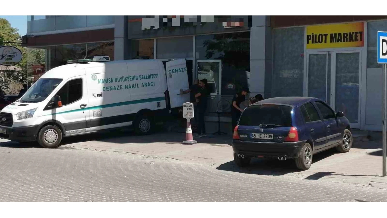 Pizzac�daki cinayetin san���na ceza ya�d�