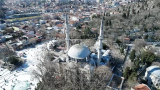 Ramazan'ın sembolü mahyalar Eyüp Sultan Camii'ne asıldı
