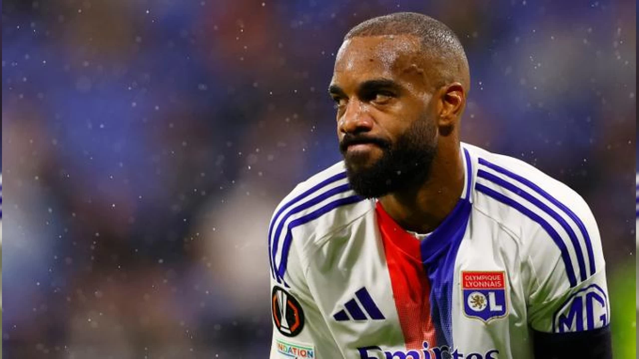 Real Madrid Lyon'un golcüsünü istiyor