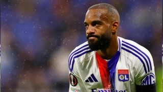 Real Madrid Lyon'un golcüsünü istiyor