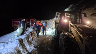 Rize'de çığ nedeniyle mahsur kalan 15 kişi kurtarıldı