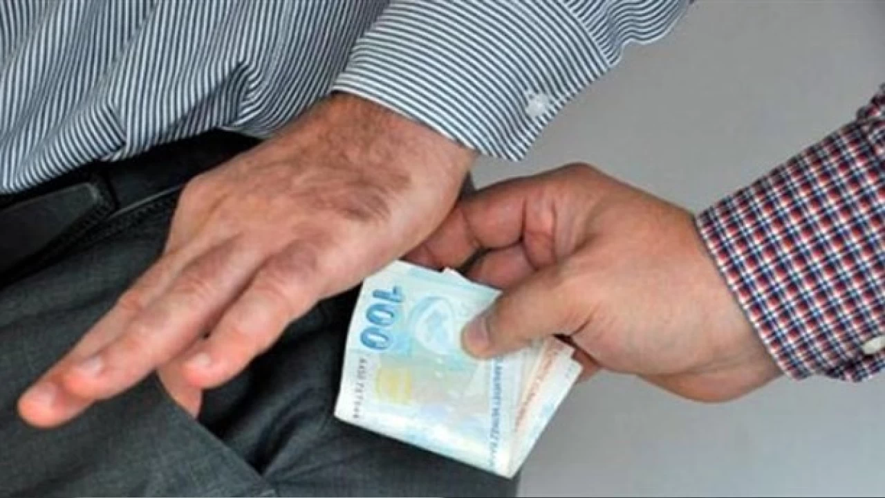 Rüşvetin birçok zararları vardır