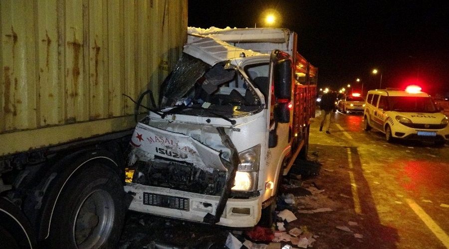 Samsun'da 15 ara� birbirine girdi