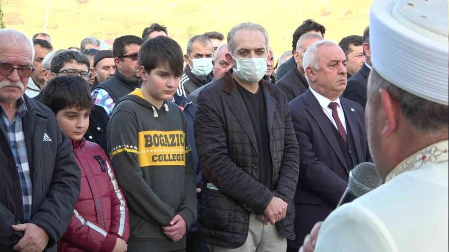 Samsun'da hayatını kaybeden iki öğretmen toprağa verildi