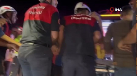 anlurfa'da yolcu otobs arampole devrildi: 25 yaral