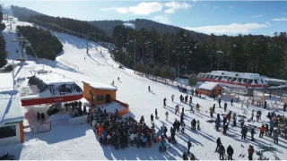 Sar�kam�� Kayak Merkezi doldu ta�t�