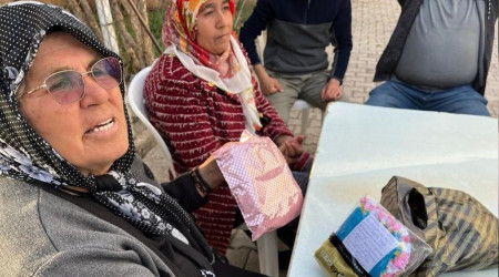 Şehit annesi, kızı ve torununu depremde kaybetti
