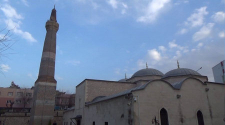 Selçuklu yadigarı cami 893 yıldır dimdik ayakta