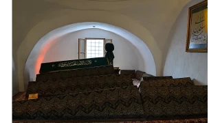 eyh Edebali Trbesi ziyarete kapanyor