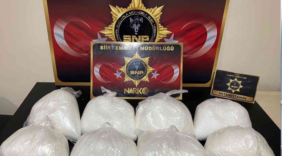 Siirt'te 8 kilogram uyuturucu madde ele geirildi: 2 gzalt