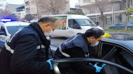 Silahla oyun olmayacağını o da anladı
