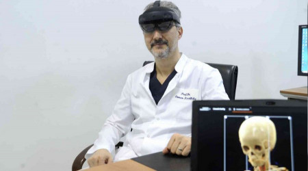 Sinematik gerçeklik ameliyathanelere giriyor