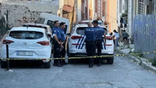 Şişli'de kötü kokunun geldiği evde bir genç ölü bulundu