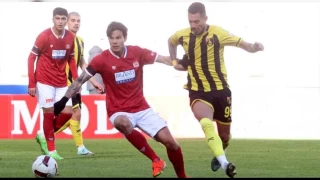 Sivasspor evinde ilk galibiyetini aldı