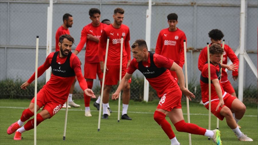 Sivasspor zor deplasmanda