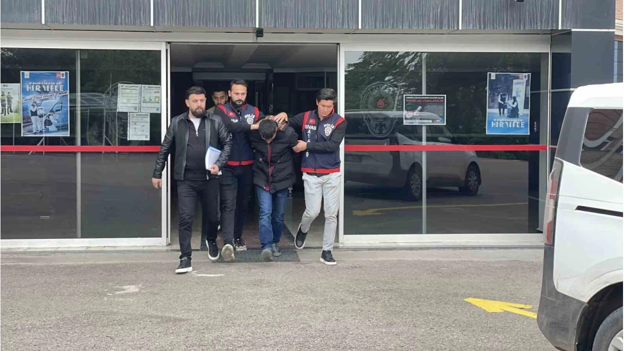 Sivas'ta iki kardeşi öldüren cinayet zanlısı tutuklandı