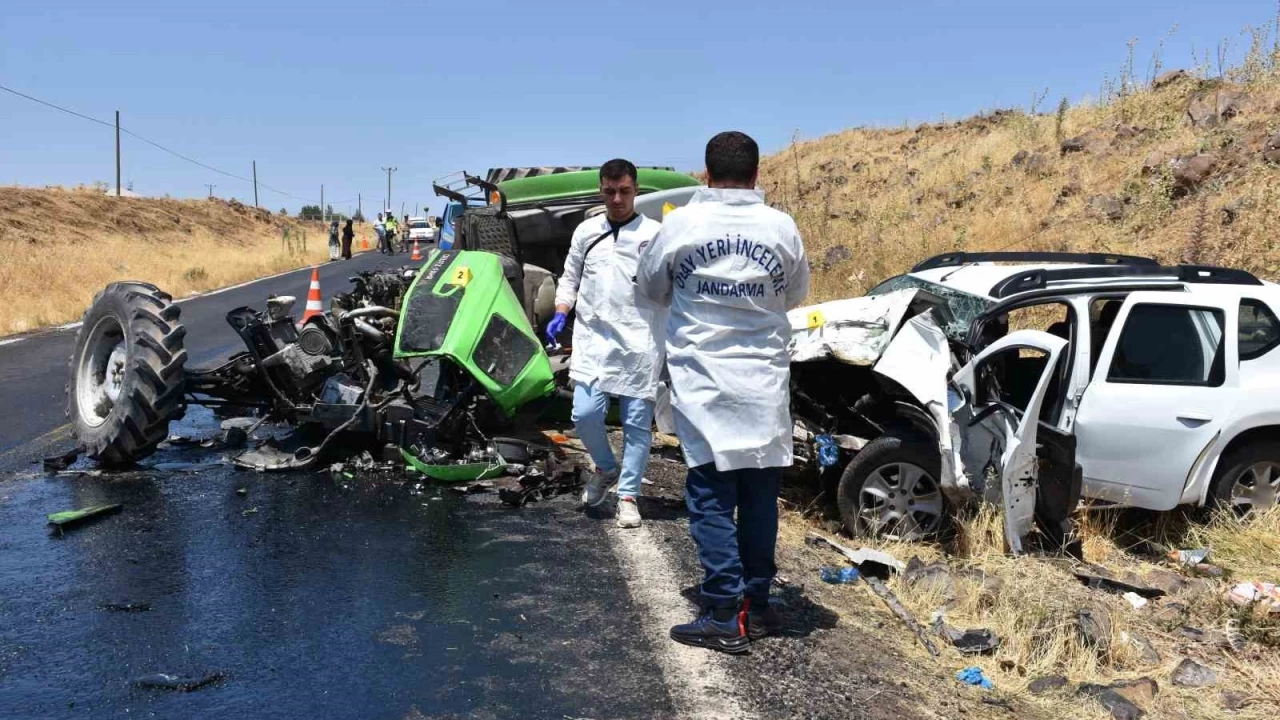 Siverek-�ermik karayolunda feci kaza: 1 �l�, 2 yaral�