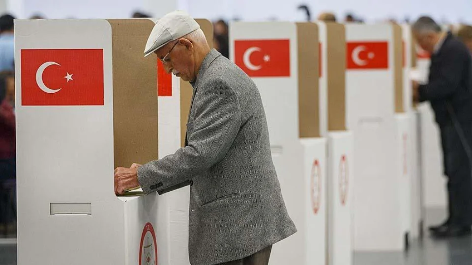 Siyasal kat�l�m: Oy vermenin �tesinde vatanda�l�k