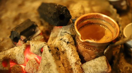 Souk havalarn ifa deposu: Menengi kahvesi