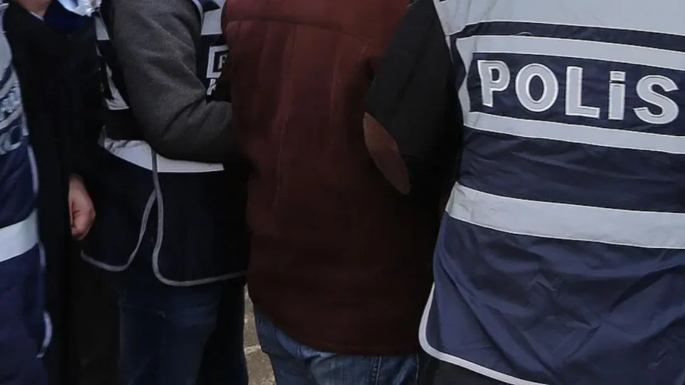 SPK'nın denetleme raporu doğrultusunda fon soruşturmasında 9 şirketin yöneticilerinin mal varlığı donduruldu. Aile yakınlarının finansal hareketleri de inceleniyor
