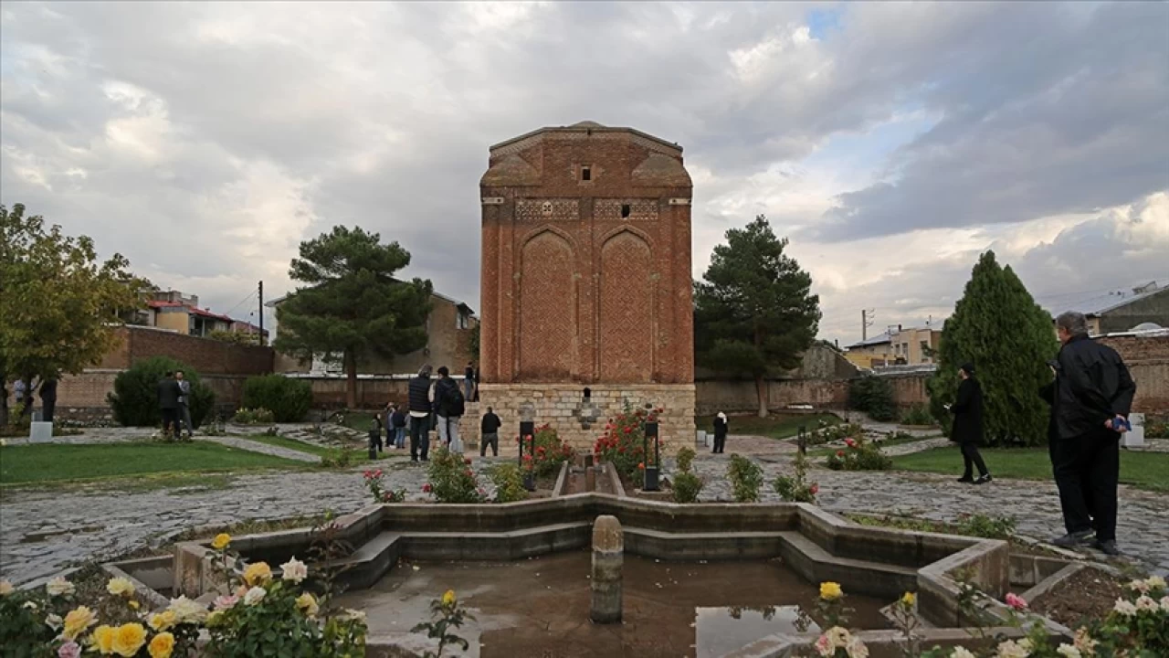 Tarihin kırmızı tanıkları: Kırmızı Kümbet Mezarlıkları ve sırları