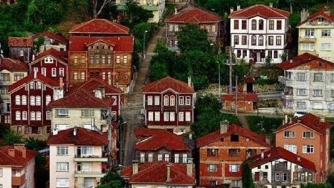 Tarihin ve doann kesime noktas: Kahraman ile nebolu