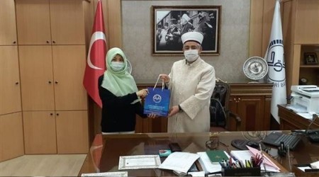 Taylandlı Phanida Müslüman oldu